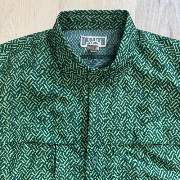 Duluth Trading Short Sleeve Vented Fishing Shirt Green XL - Picture 4 of 6